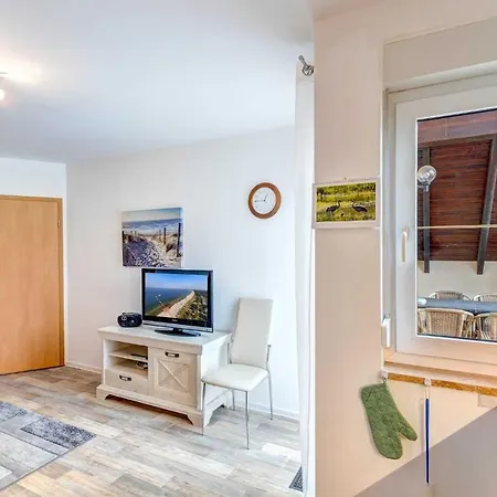 Appartement Ferienwohnung Haus Ostseeperle App 2 Og *
